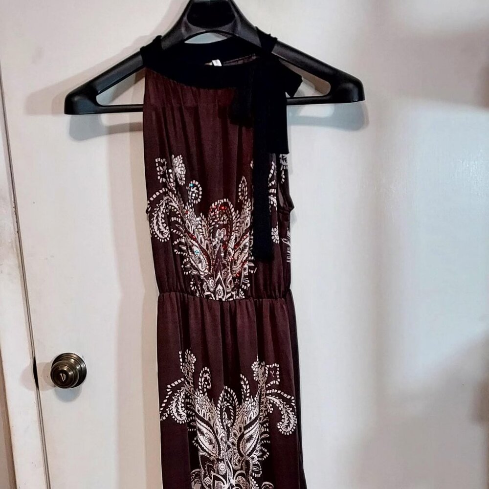 Shoreline Maxi Foral Womans Dress On size fits most Brown & White. Beads